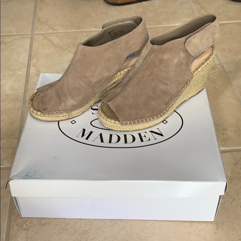 Steve Madden smaash wedges
